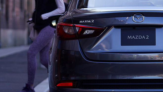 Diện mạo mới cho phiên bản sedan trên chiếc Mazda 2 - 10