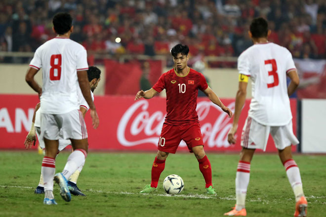 ĐT Việt Nam đang dẫn đầu bảng sau khi vượt UAE ở lượt đấu thứ 4
