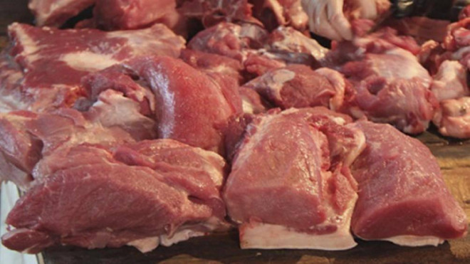 Giá heo hơi trên địa bàn tỉnh Cà Mau có chiều hướng tăng, giá các loại thịt heo trên thị trường cũng cho thấy có dấu hiệu tăng theo. Ảnh minh họa.