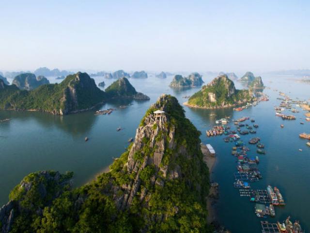Du lịch - Vịnh Hạ Long lọt top 20 kỳ quan nên đến 1 lần trong đời