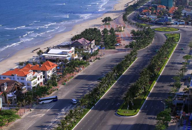 Đất ven biển các tỉnh Quảng Ninh, Đà Nẵng, Nha Trang được cho là những nơi đắc địa để doanh nghiệp nước ngoài ngắm đến, thâu tóm bằng nhiều thủ đoạn