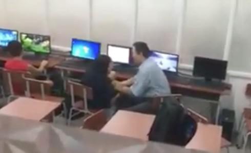 Thầy giáo sàm sỡ nữ sinh. Ảnh cắt từ clip 