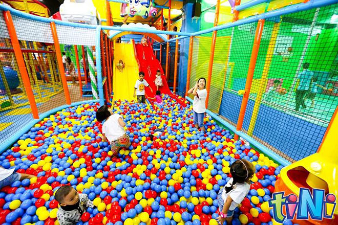 Việt Nam hiện có khoảng 25 triệu trẻ em, đây chính là thị trường lợi nhuận màu mỡ cho các doanh nghiệp cung cấp dịch vụ vui chơi thiếu nhi (Nguồn ảnh: Internet)