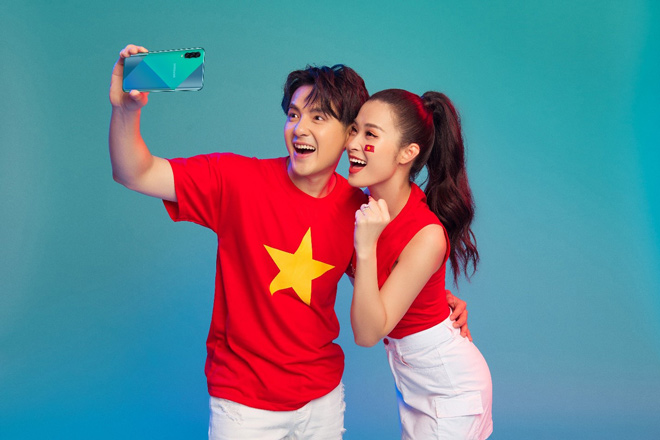 Cận kề SEA Games: Galaxy A50s bất ngờ được Đông Nhi - Ông Cao Thắng và giới trẻ gọi tên - 2