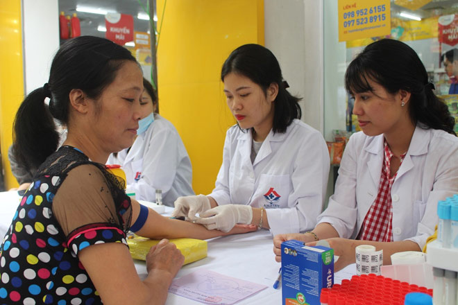 Người dân không nên quá chủ quan hay tiếc thời gian đối với sức khoẻ mà cần khám chữa bệnh đúng lúc, đúng nơi