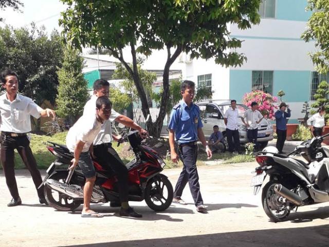 Pháp luật - Diễn biến mới vụ hàng trăm học viên cai nghiện bỏ trốn, cướp xe của người dân