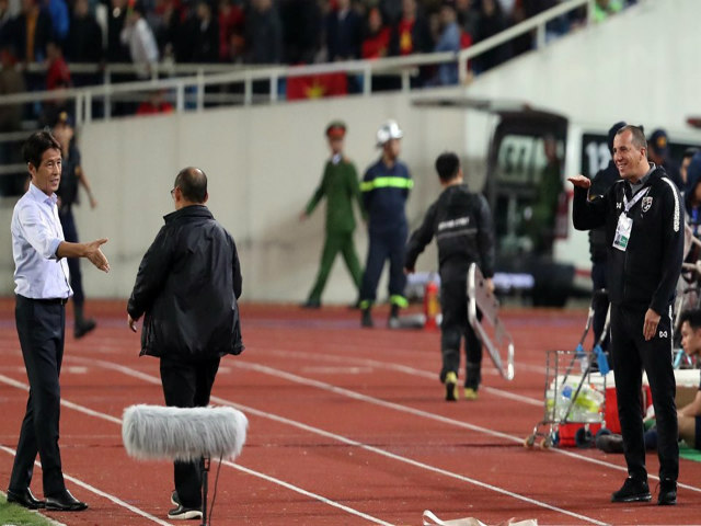 Bóng đá - Trợ lý HLV Thái Lan có ý xúc phạm thầy Park: Dư âm vẫn rất nóng