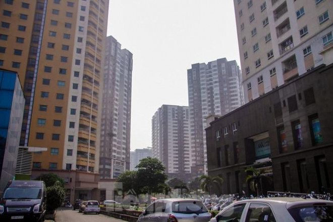 Trong danh sách thanh tra về quy hoạch, còn có Khu đô thị Trung Hoà – Nhân Chính do Tổng Công ty CP Xuất nhập khẩu và Xây dựng Việt Nam (Vinaconex) làm chủ đầu tư. Dự án từng được coi là một trong những khu đô thị kiểu mẫu đầu tiên tại Hà Nội.&nbsp;