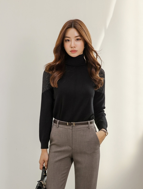 4 mẫu áo len thanh lịch hợp mặc đi làm - 10