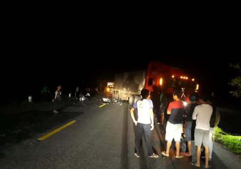 Hiện trường vụ tai nạn giao thông nghiêm trọng (ảnh: Facebook Quảng Trị 24H).
