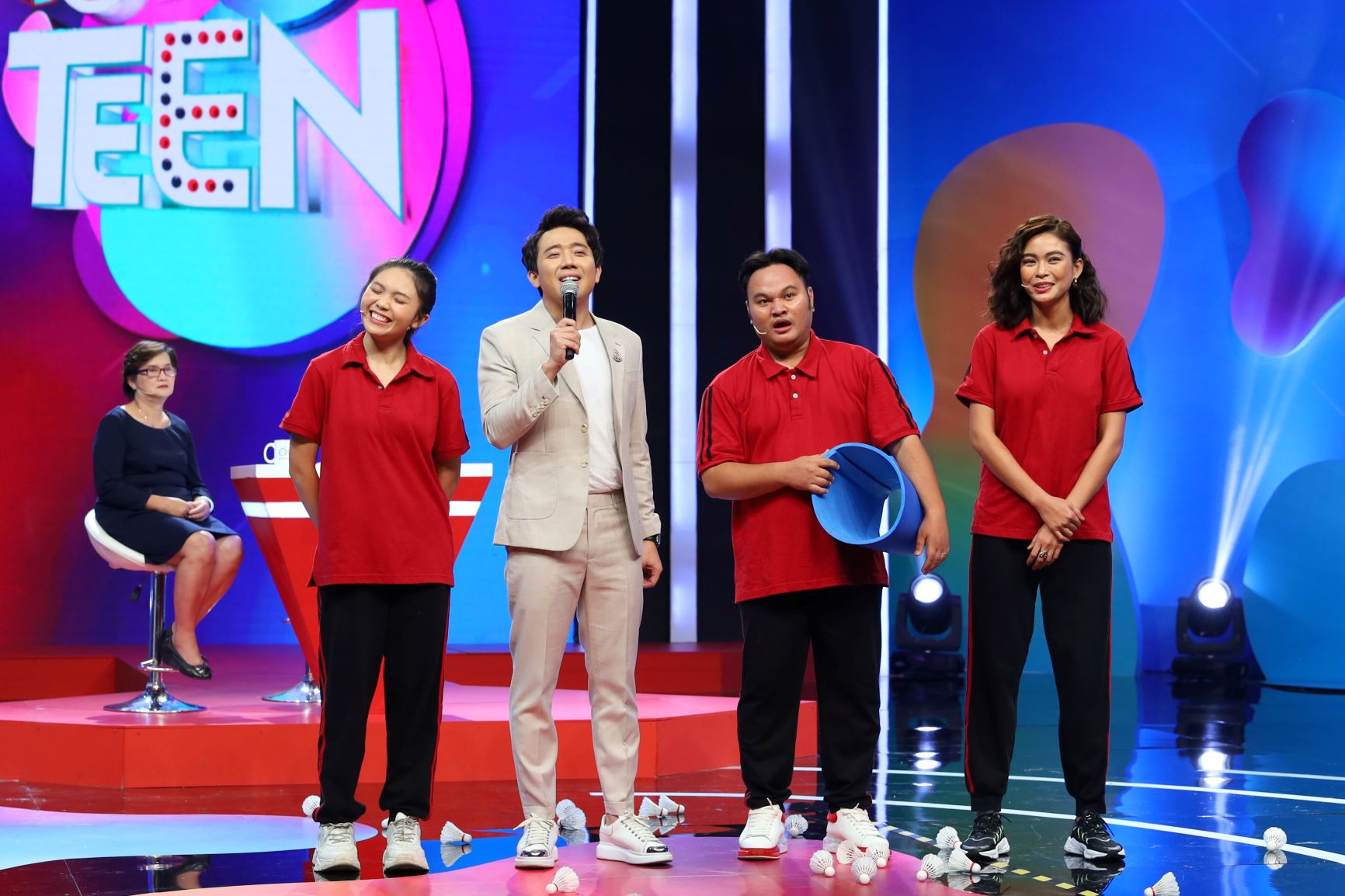 Trấn Thành từng nắm tay, đòi Hoài Linh làm điều này trước khi vào showbiz - 1