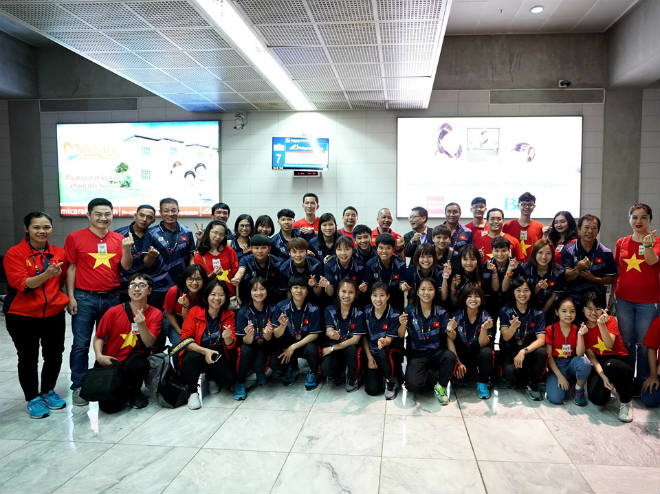 ĐT nữ Việt Nam cũng đã đến Manila bắt
đầu hành trình bảo vệ tấm HCV SEA Games
