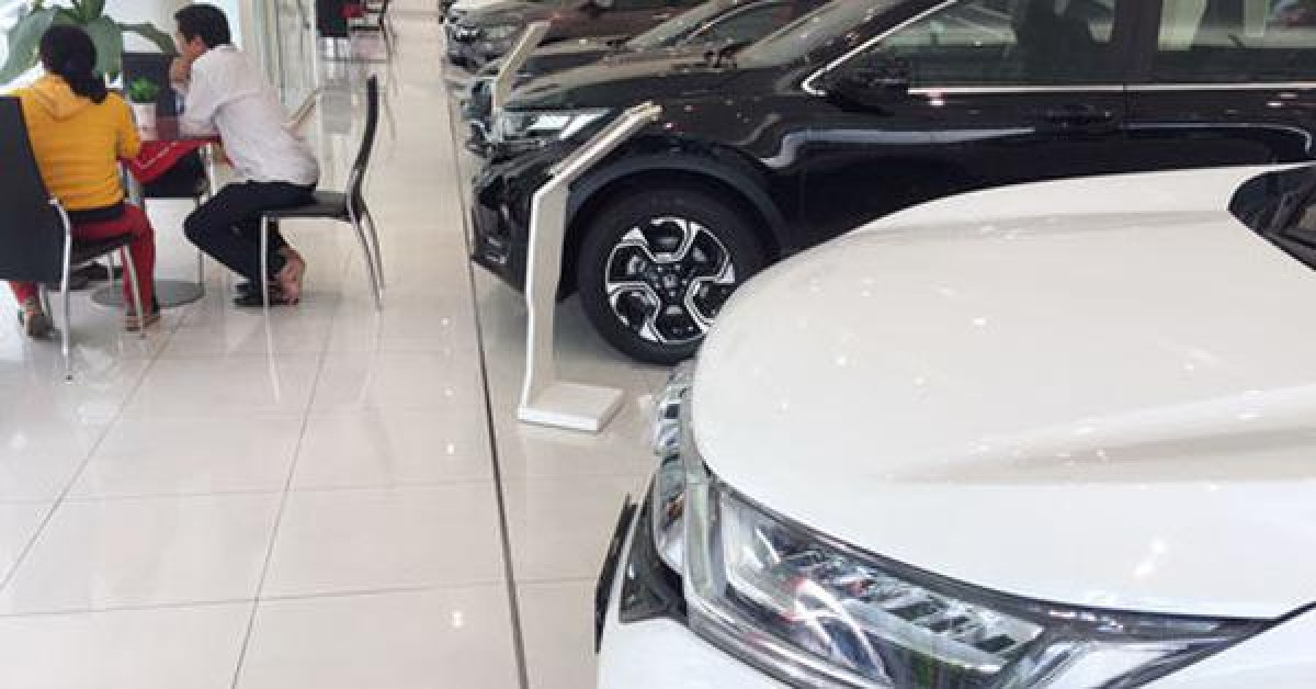 Thị trường - Tiêu dùng - Ô tô hết cửa làm giá cuối năm