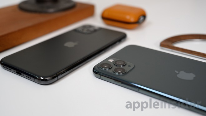 iPhone 11 Pro năm nay với 3 camera sau.