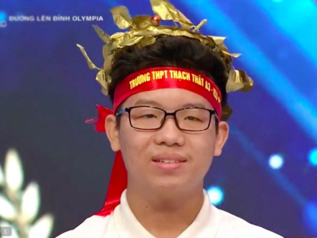 Bạn trẻ - Cuộc sống - Nam sinh tự tạo đề ôn luyện Olympia 'ung dung' giành vòng nguyệt quế
