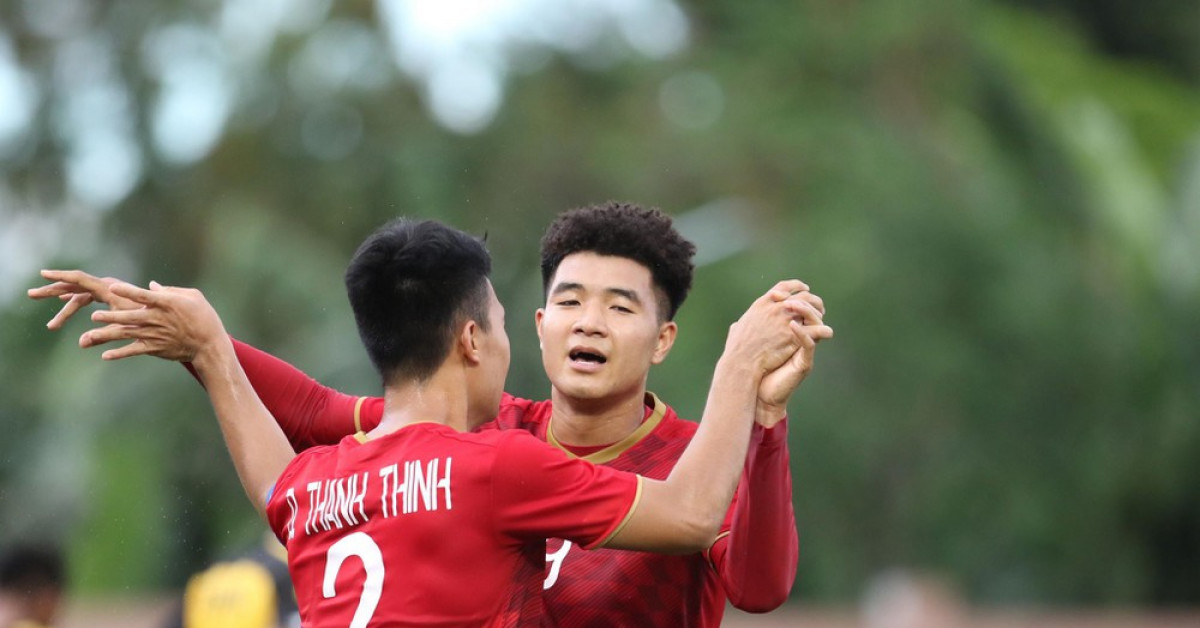 Bóng đá - Hà Đức Chinh và cú poker giải toả áp lực