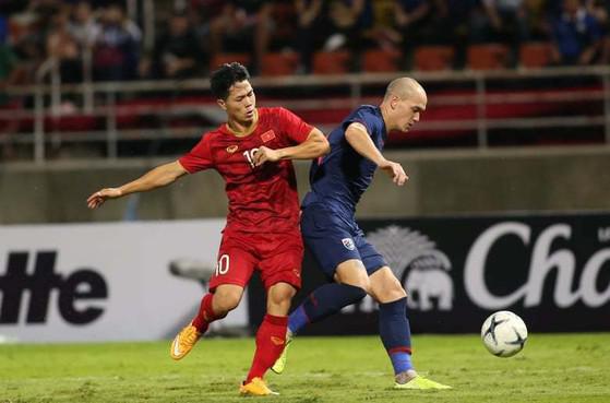 Đội tuyển bóng đá Việt Nam hút hồn cộng đồng mạng - 1