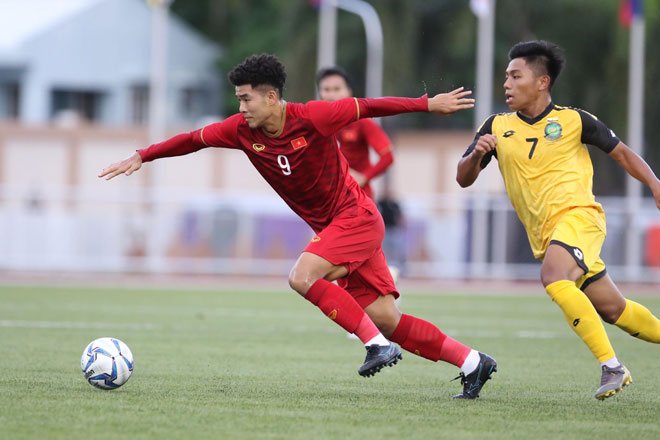 Hà Đức Chinh phong độ &#34;lên đồng&#34; cùng U22 Việt Nam săn vàng SEA Games - 4