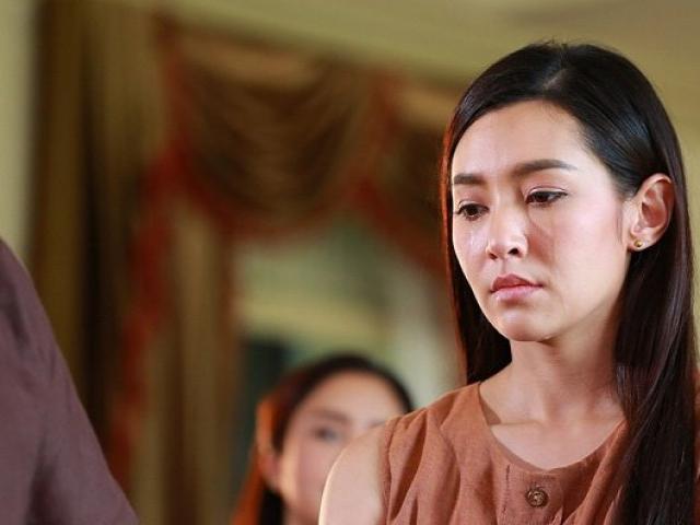 Bạn trẻ - Cuộc sống - Sát ngày cưới mẹ anh gọi khóc nức nở, tôi "buốt người" nhất định đòi hủy hôn