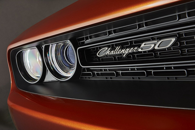Dodge Challenger phiên bản đặc biệt kỷ niệm 50 năm dòng xe cơ bắp biểu tượng - 6