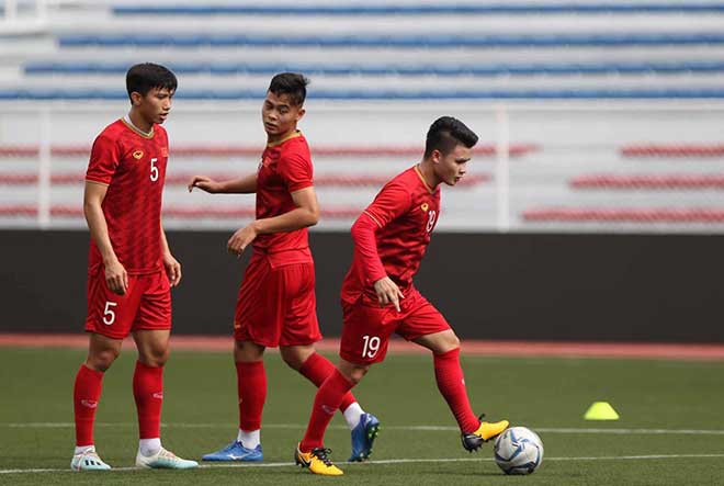 U22 Việt Nam chuẩn bị đấu U22 Lào: Tấn Sinh chấn thương nghỉ mấy trận? - 6