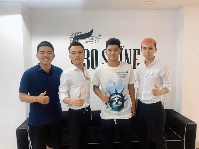 Văn Thanh, Đức Chinh và loạt sao Việt mê mệt kiểu tóc xù - hóa ra đều bắt trend từ đây - 3