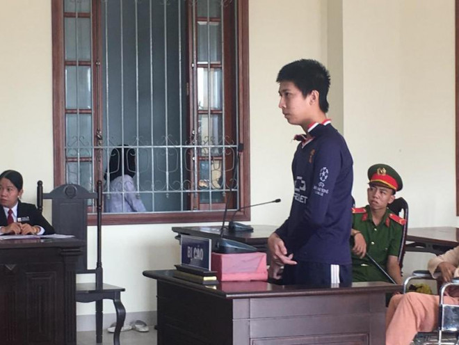 Bị cáo Tâm tại toà ngày 27-11. Ảnh: NN