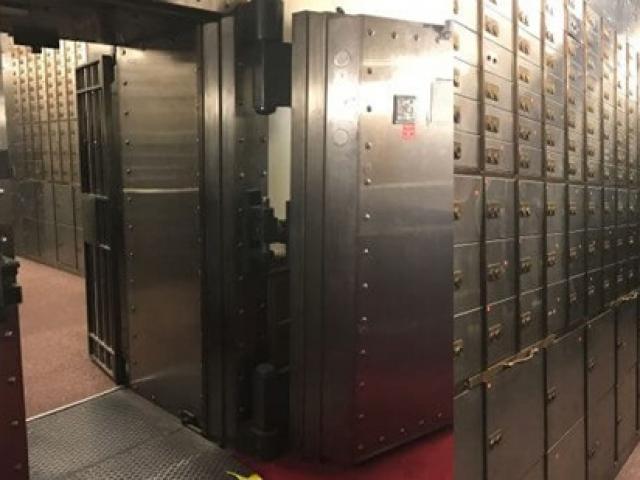 Kinh doanh - "Núi tiền" bí ẩn dưới lòng đất và sự thật đằng sau khiến ai cũng giật mình