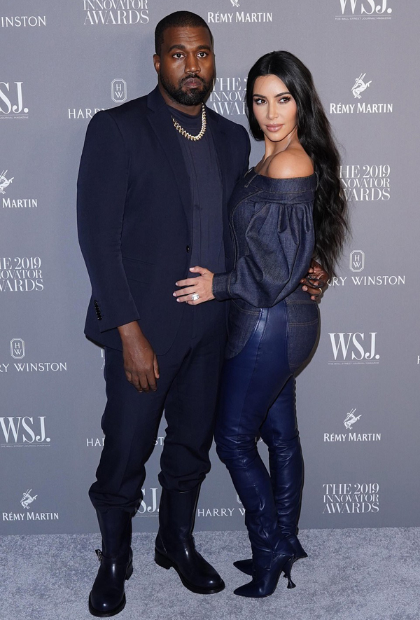 Nhưng thời gian gần đây, Kim Kardashian bất ngờ diện đồ kín đáo hơn.
