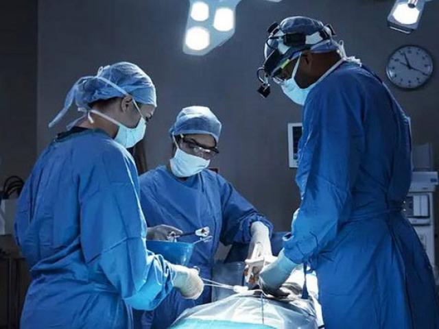 Sức khỏe đời sống - Hy hữu: Bệnh viện Mỹ ghép thận nhầm cho bệnh nhân lành lặn