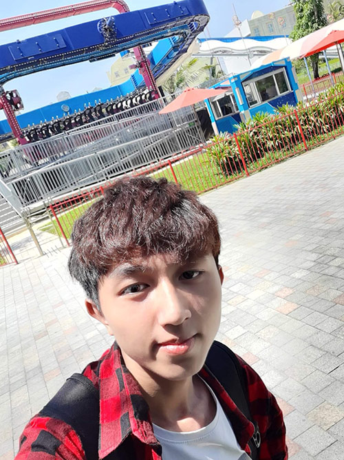 Chàng hotface 10X Đà Nẵng: ‘Chỉ cần được đàn hát ca khúc mình yêu thích là hạnh phúc lắm rồi’’ - 1