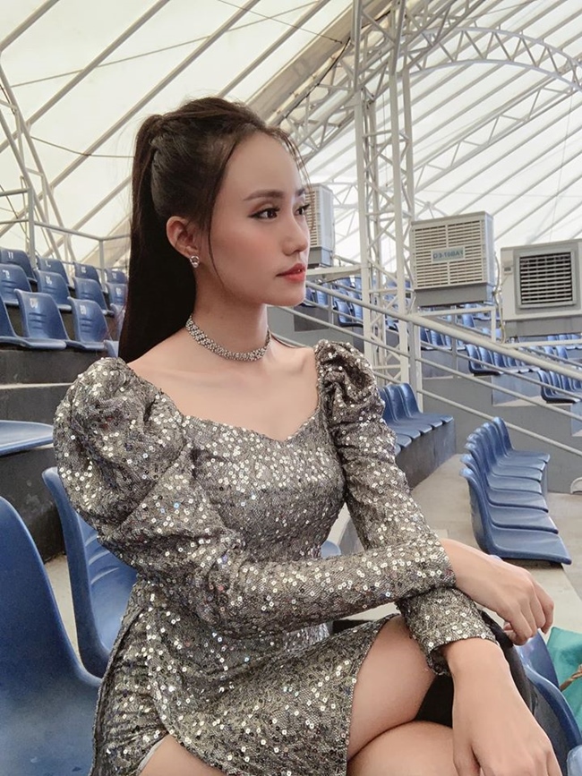 Hiện tại, cô nàng thời tiết Xuân Anh đã có bạn trai. MC 9X cho biết bạn trai là người chín chắn, điềm đạm, sống tình cảm, luôn cầu tiến, tư duy rất tốt... Cả hai cùng là&nbsp; BTV Truyền hình nên người yêu luôn hiểu và động viên cô trong công việc.