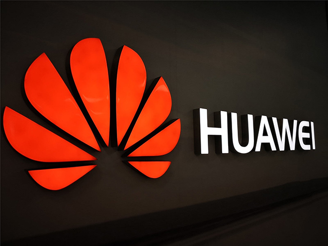 Vừa xuất hiện tại Tây Ban Nha, Huawei đã bị sờ gáy - 1