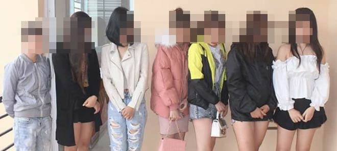 Các đối tượng nữ giới dương tính với ma túy.