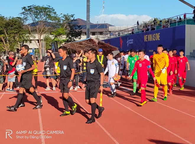 Quang Hải dẫn đầu một đội hình ra sân kết hợp giữa kinh nghiệm và sức trẻ