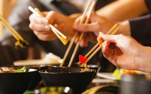 10 hành vi phổ biến nhất đang dần "giết hại" dạ dày - 3