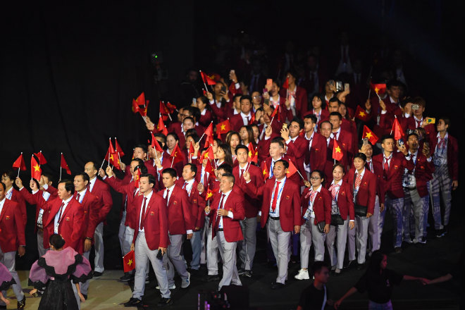 Đoàn Việt Nam dự lễ khai mạc SEA Games 30: Rực rỡ sắc đỏ, quyết tâm chiến thắng - 9