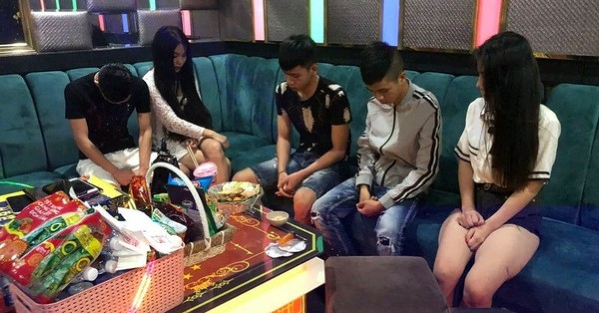 Pháp luật - Quảng Nam: 22 nam nữ phê ma túy trong karaoke LASVEGAS