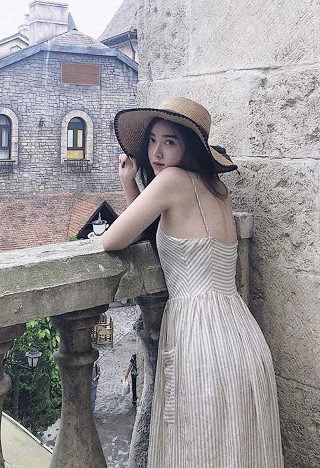 Mai Hà Trang được biết đến là bạn gái tin đồn của Hà Đức Chinh từ cuối năm 2018. Mãi đến tháng 5.2019, cả hai mới xác nhận tình cảm.