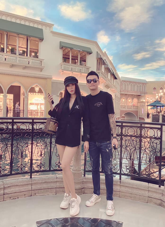 Hai cô vợ Tuấn Hưng, Khắc Việt quá nóng bỏng khiến ai cũng trầm trồ - 4