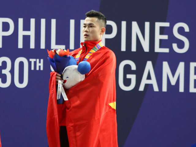 Thể thao - Lại Gia Thành vỡ òa vì HCV SEA Games: "Bố mẹ ơi con giành Vàng rồi!"