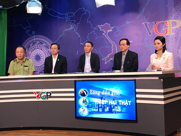 Tọa đàm "xăng dầu giả, thiệt hại thật" tổ chức ngày 29/11.