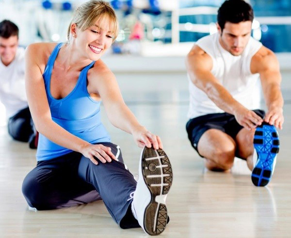 Hãy lưu ý khởi động kỹ trước khi tập Aerobics
