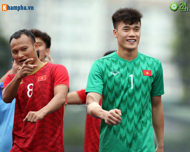 Tiến Dũng cười tươi trở lại và sẵn sàng cùng U22 Việt Nam thi đấu các trận đấu tiếp theo ở SEA Games 2019.