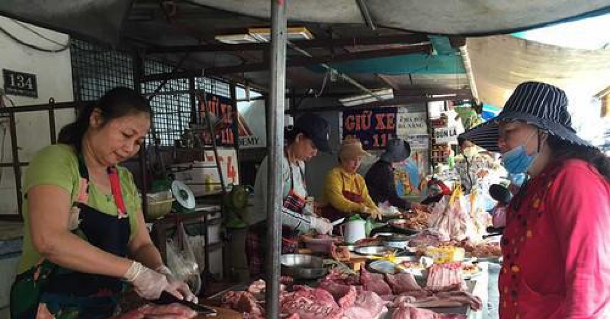 Thị trường - Tiêu dùng - Trâu, cừu, gà... "giải cứu" thiếu thịt heo