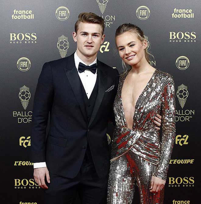 Mathijs De Ligt và bạn
gái