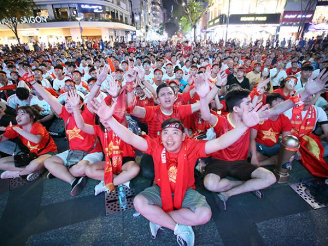 U22 Việt Nam – U22 Singapore: Triệu fan vỡ òa trong sung sướng