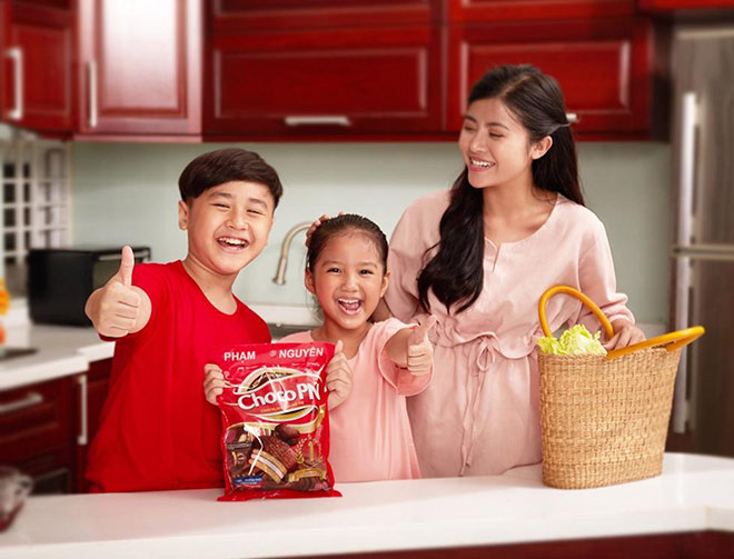 Ai lớn lên cũng từng là một đứa trẻ, từng có một tuổi thơ gắn liền với món ăn vặt đầy ắp kỉ niệm!