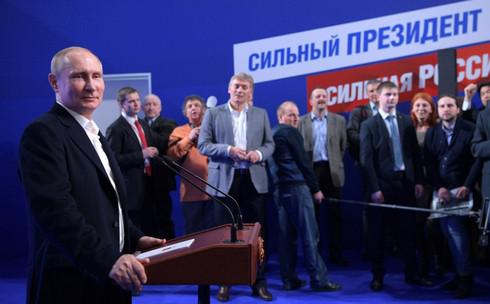 Ông Shoigu hiện được đánh giá là ứng cử viên nặng ký nhất trong "cuộc đua" vào Điện Kremlin. Nguồn: Sohu.