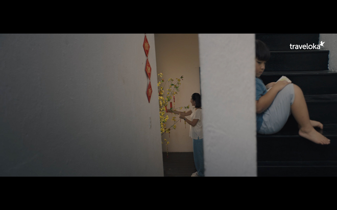 Không chỉ công việc bận rộn mà còn phải chuẩn bị sắm sửa cho gia đình.